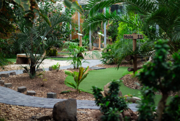 overzicht hole 11 Indoor Adventure Minigolf